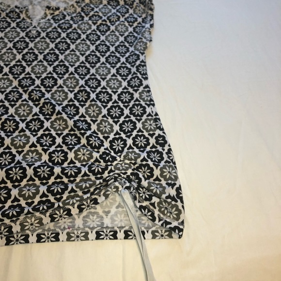 T by Talbots Printed Short Sleeve Top Size MP - Picture 5 of 7